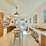Grande Elegante - Piscine - Proche Plages וילה